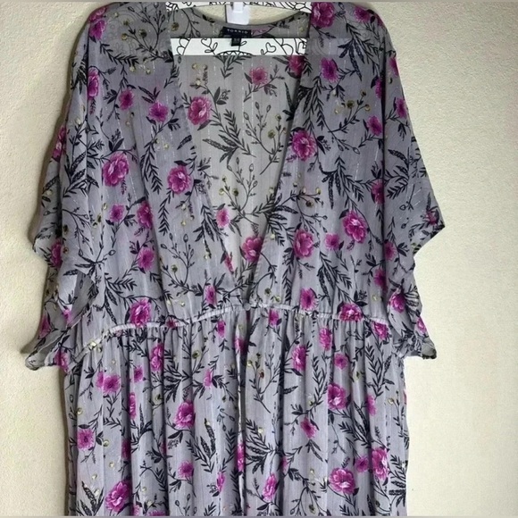 Sold Torrid Grey Floral Lurex Duster Kimono size 3X/4X - Picture 4 of 4